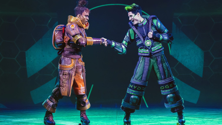 3_Jeevan Braich (Rusty) and Jaydon Vijn (Hydra) in Starlight Express (Photo Credit Pamela Raith)